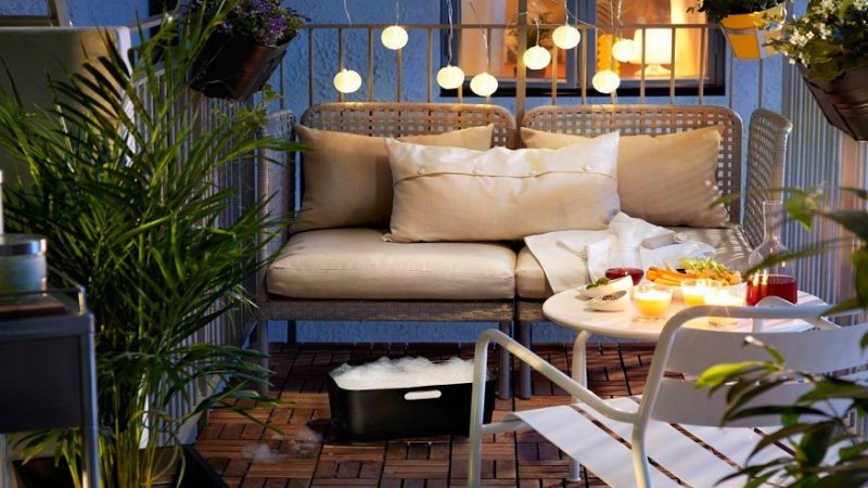 Take Inspiration to Beautify Your Apartment Balcony