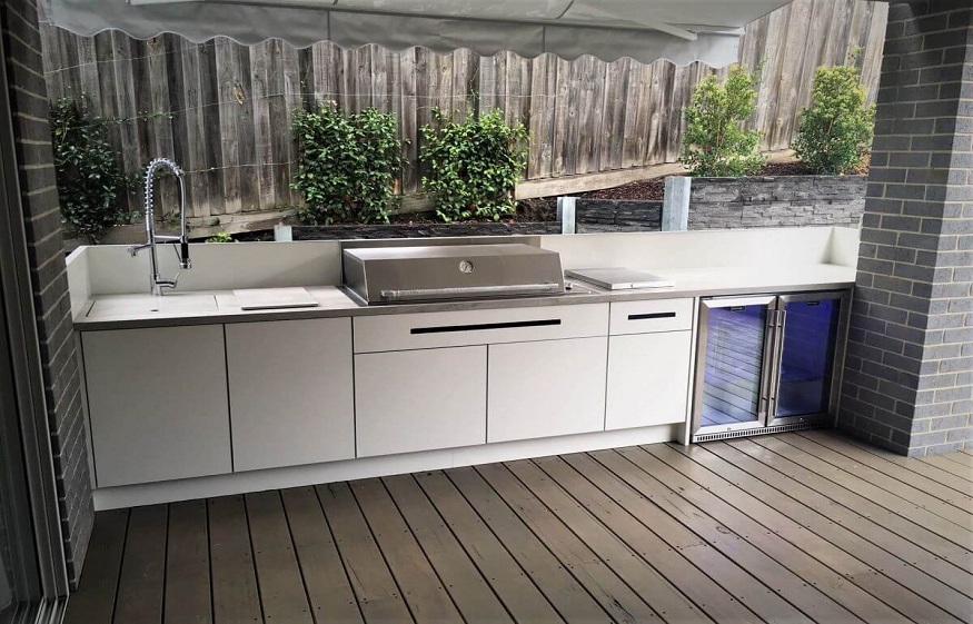 What Are The Reasons To Engage A Specialist For An Outdoor Kitchen Project?